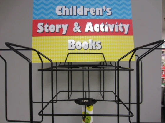 BOOK SPINING RACK