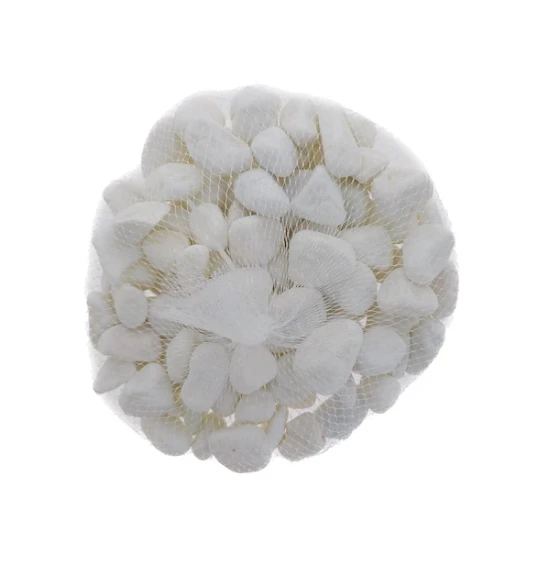 WHITE PEBBELS