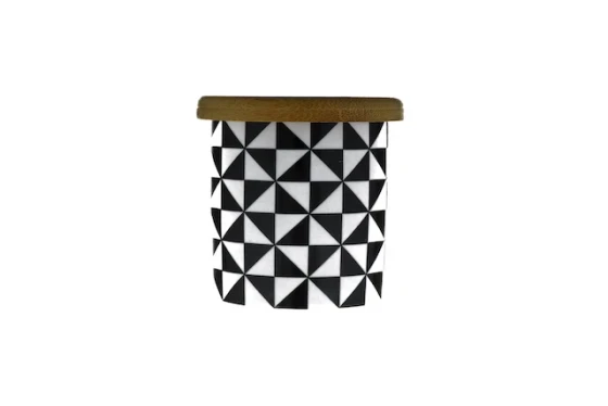PLANTER BLACK & WHITE