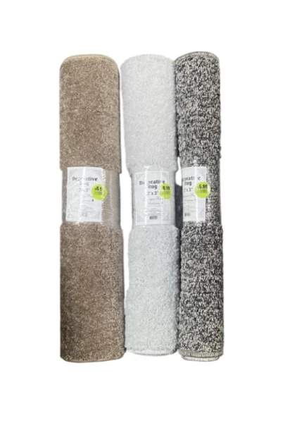 DECORATIVE RUG 2 FEET X 3 FEET