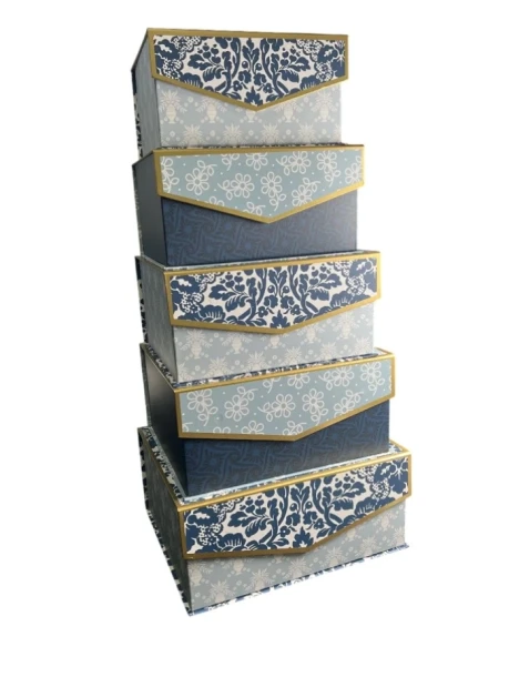 NESTED GIFT BOXES