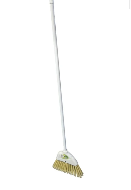 ANGLE BROOM