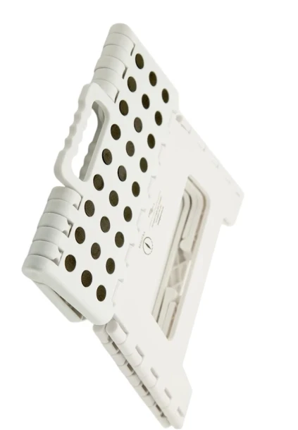 9.99 FOLDING STEP STOOL