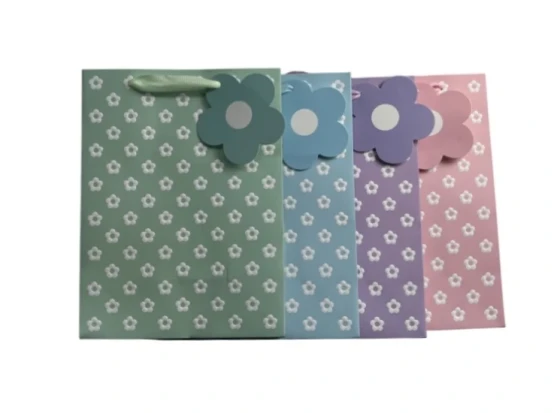 MEDIUM FLORAL EVERYDAY GIFT BAG