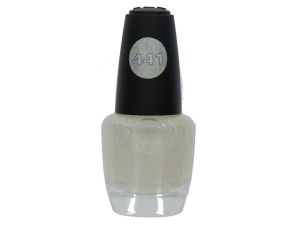 SASSY SPARKLE NAIL POLISH  