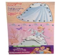 1.99 PRINCESS PUZZLE THREADING BOARD 