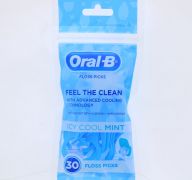 ORAL B FLOSS 30 COUNT