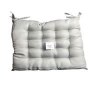 4.99 SOLID COLOR CUSHION PETS 