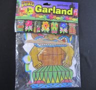 LUAU GARLAND